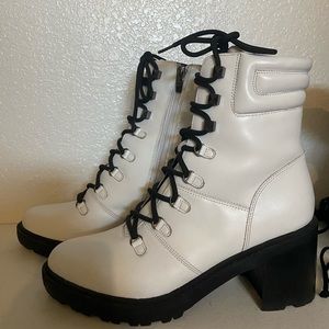 White heel boots